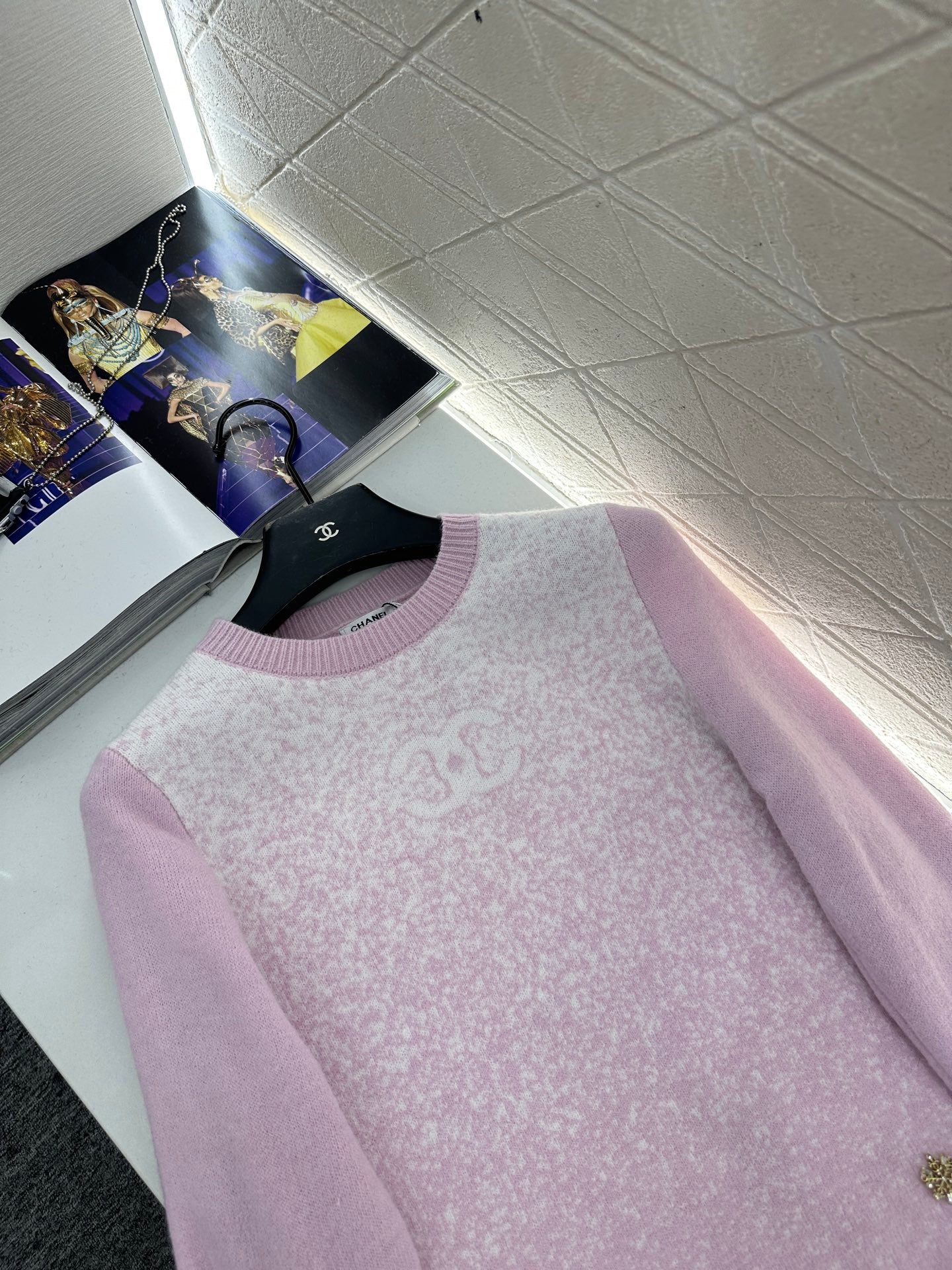 Gradient knitted pullover sweater