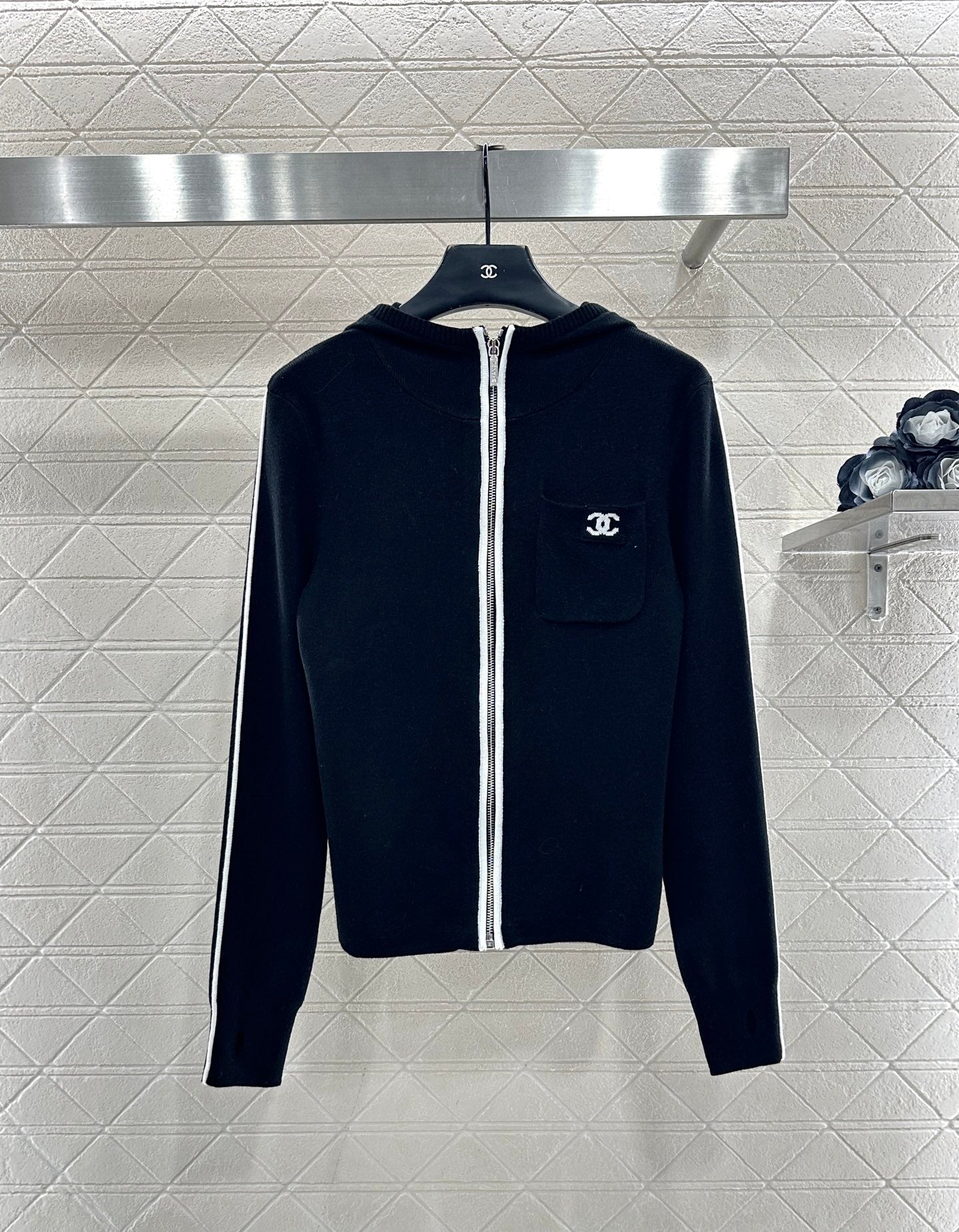 Knitted zipper sweater