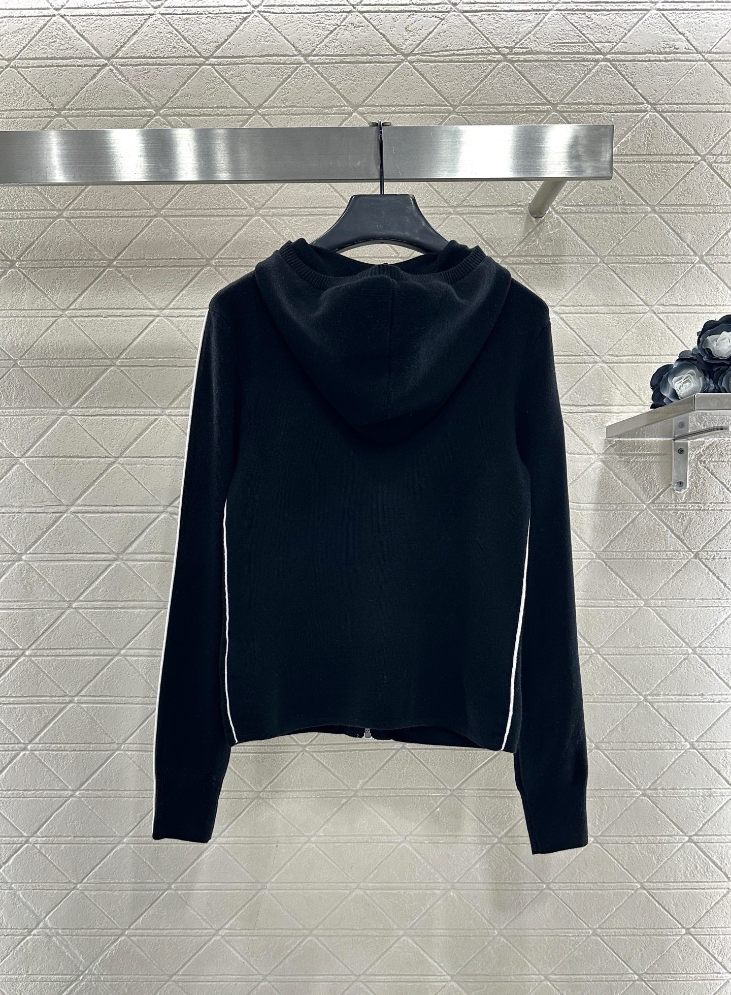 Knitted zipper sweater