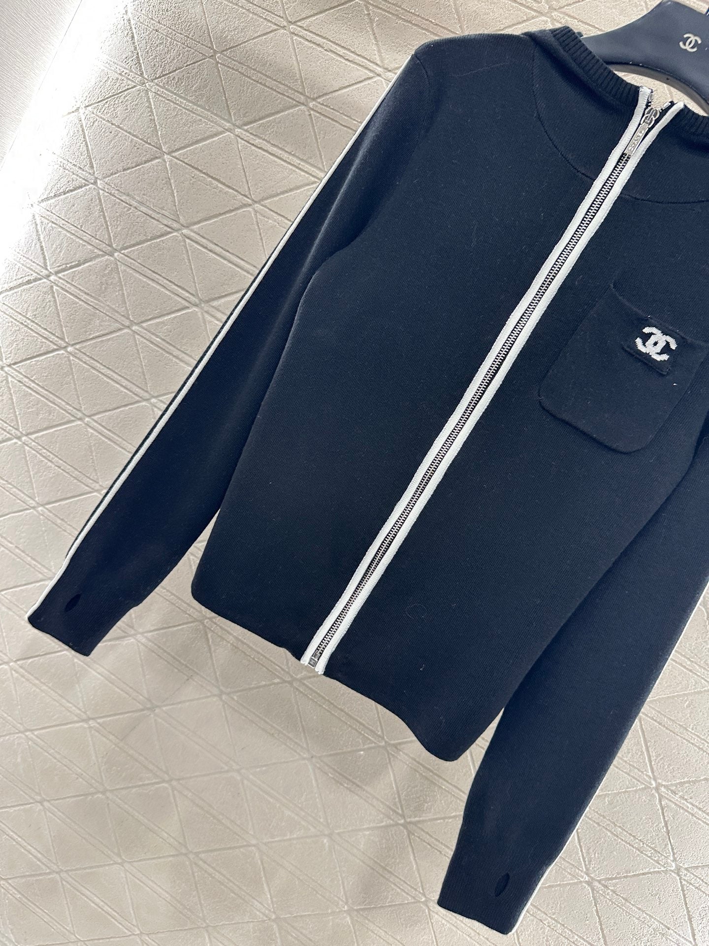 Knitted zipper sweater