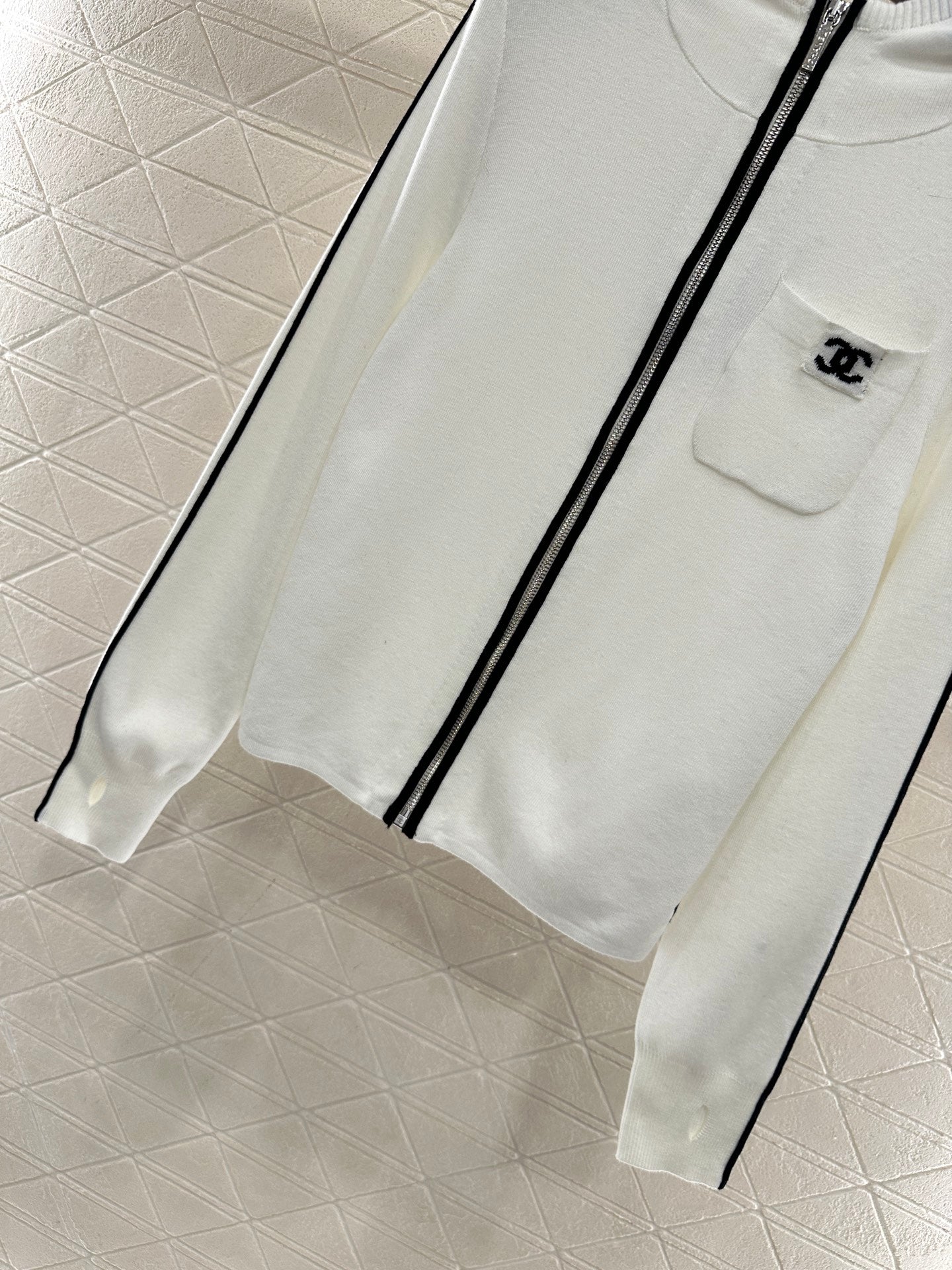 Knitted zipper sweater