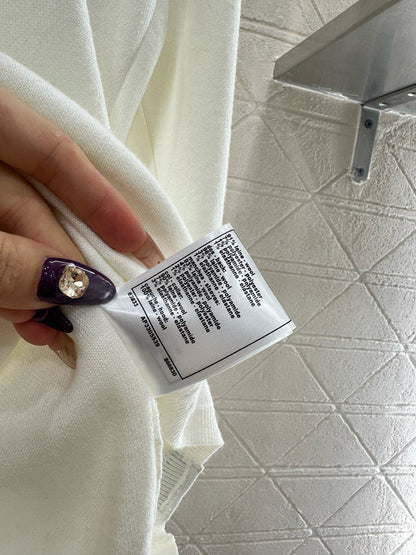 Knitted zipper sweater