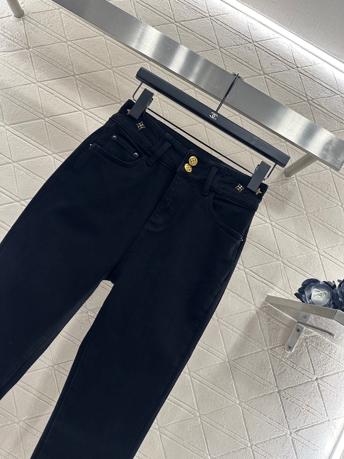 Retro velvet pencil jeans