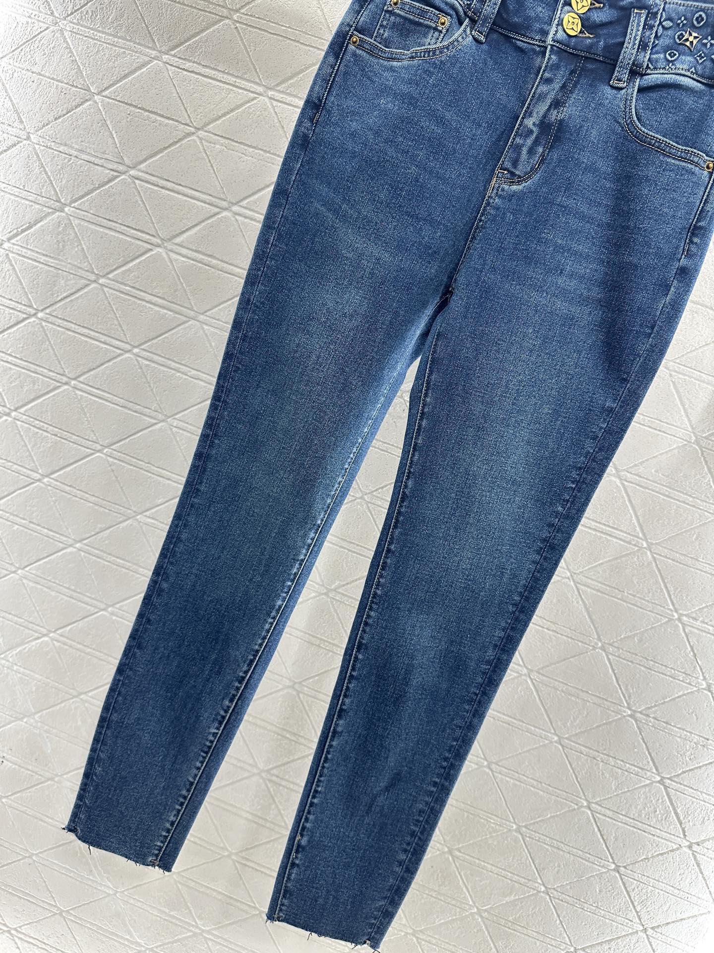 Retro velvet pencil jeans