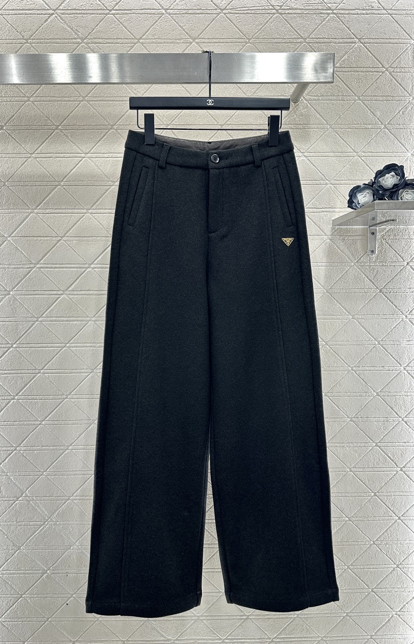 Woolen suit, wide leg pants