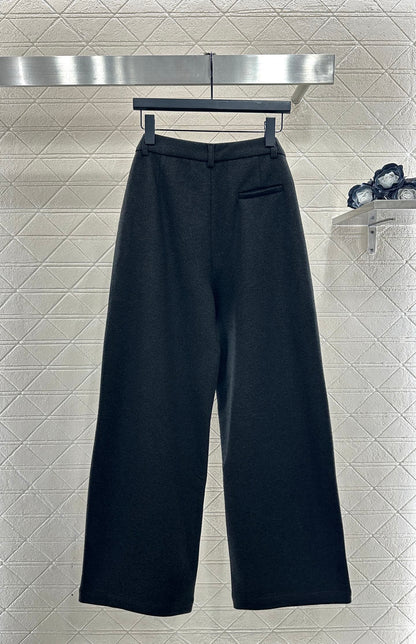 Woolen suit, wide leg pants