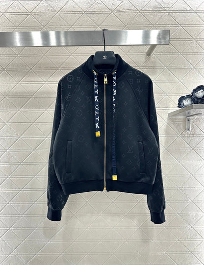 Dark pattern drawstring set