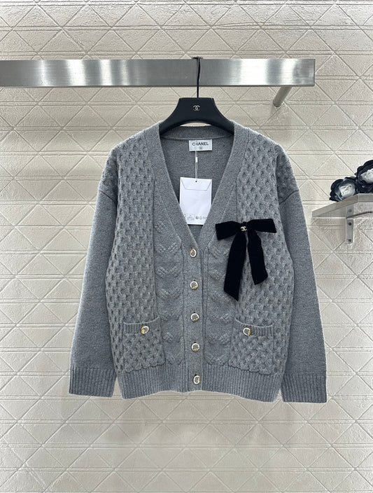 Bow knit cardigan