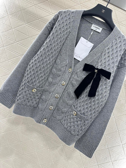 Bow knit cardigan