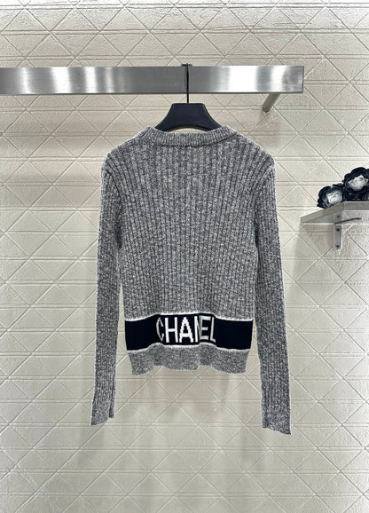 Vertical pit knitted pullover sweater