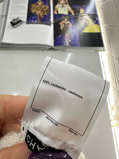 Double C logo cashmere knitted hat