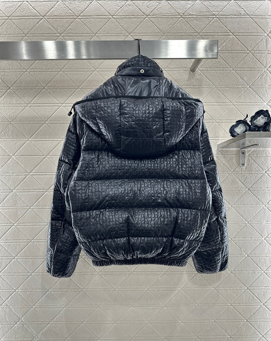 Detachable hooded down jacket