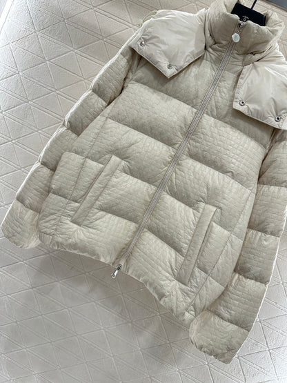 Detachable hooded down jacket