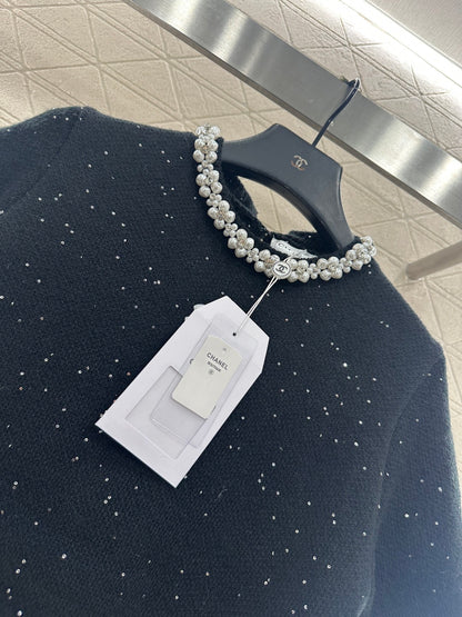 Pearl collar knitted dress