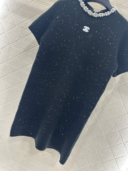 Pearl collar knitted dress