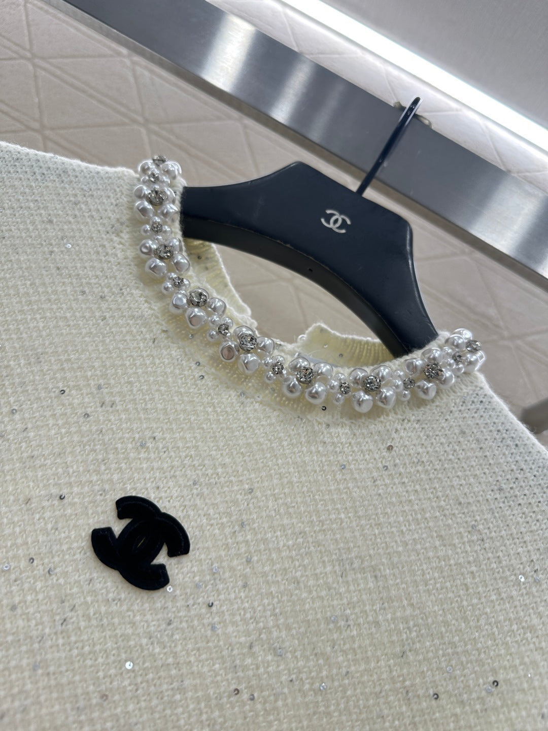 Pearl collar knitted dress