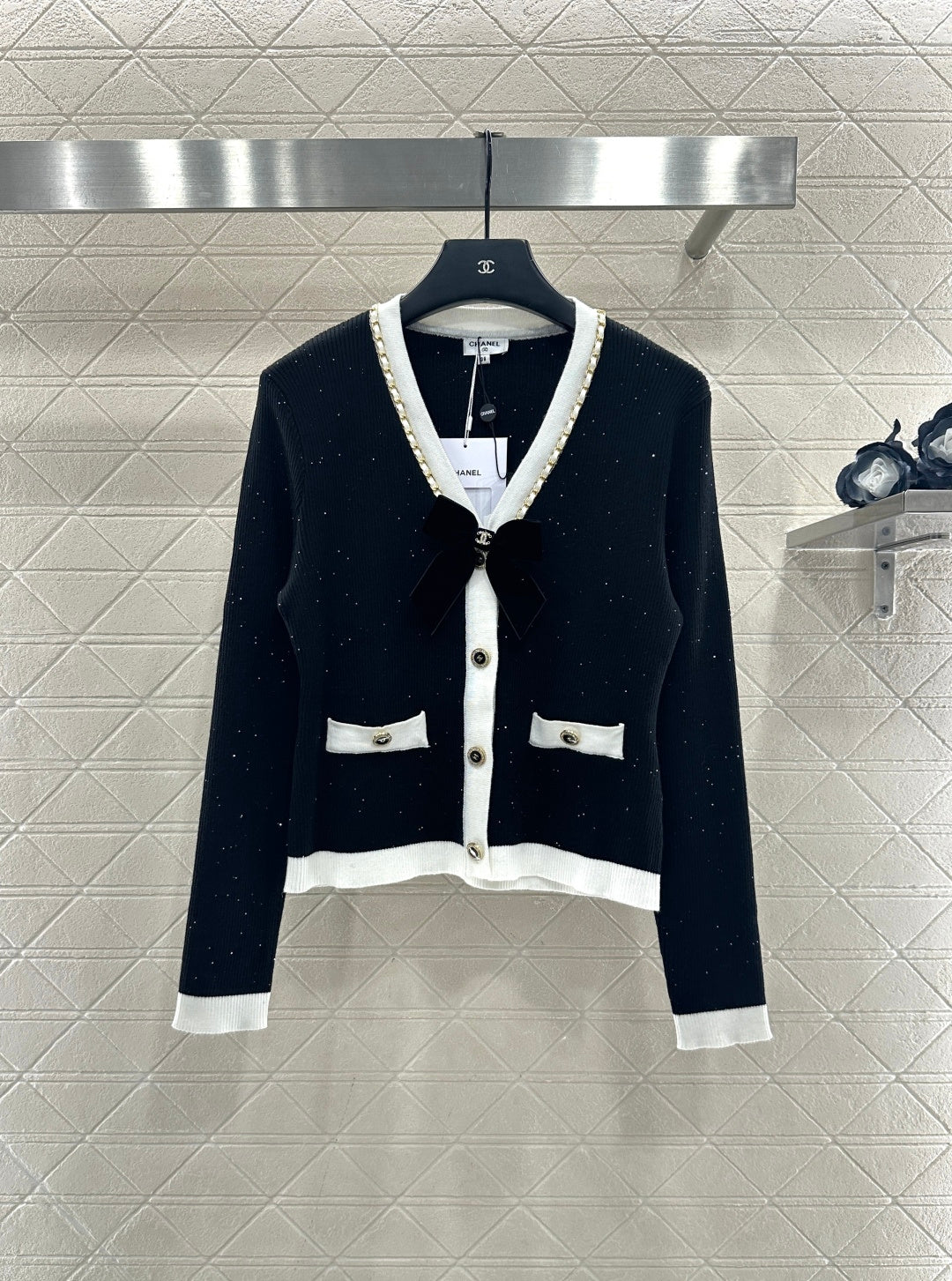 Black and white bow knitted cardigan
