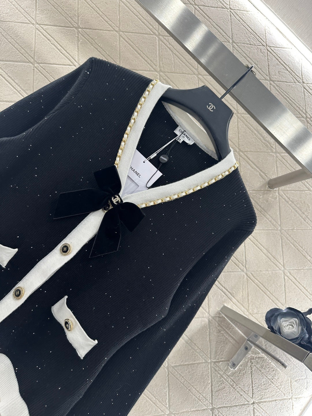 Black and white bow knitted cardigan