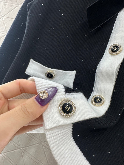 Black and white bow knitted cardigan