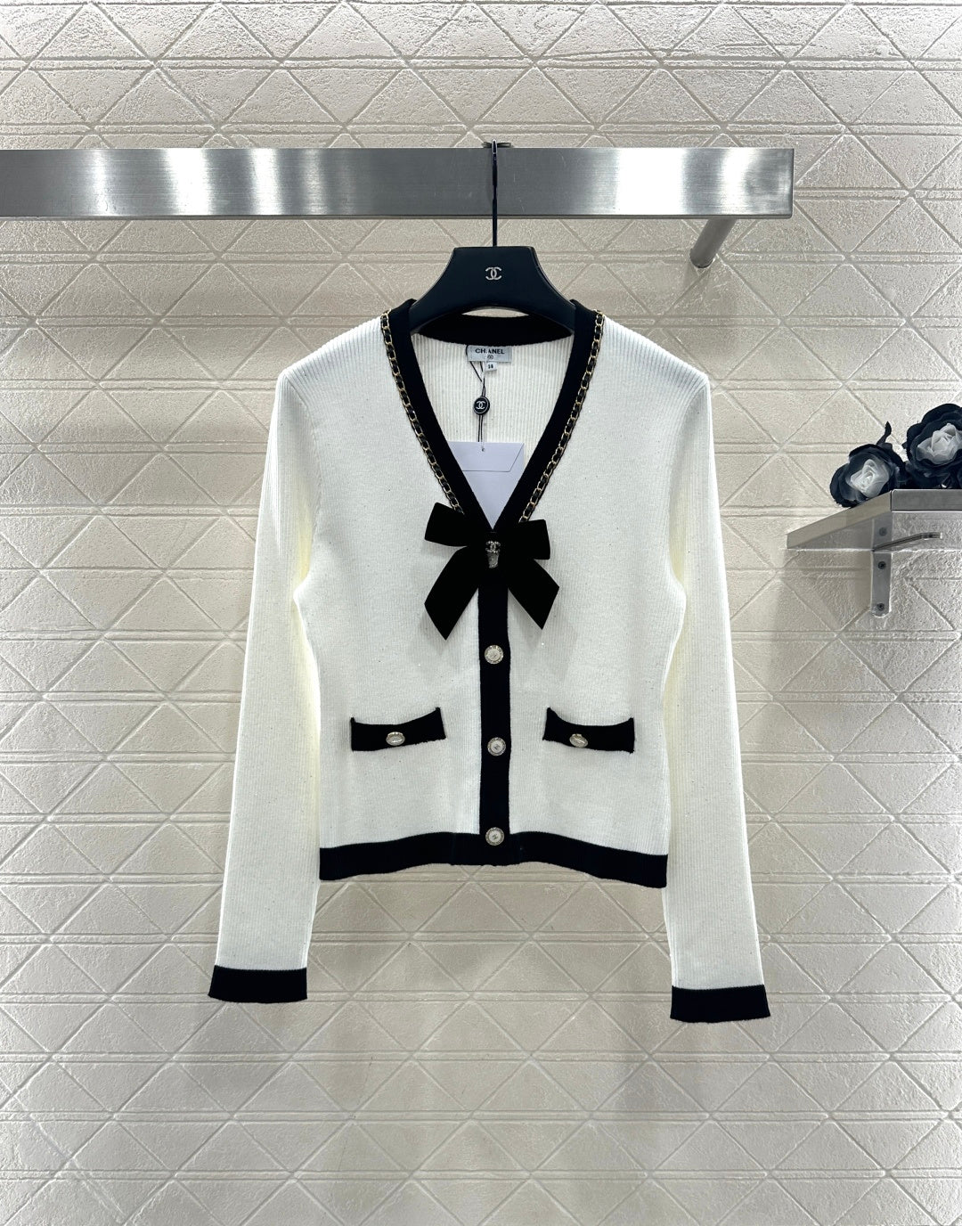 Black and white bow knitted cardigan