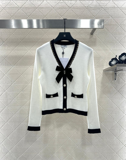 Black and white bow knitted cardigan