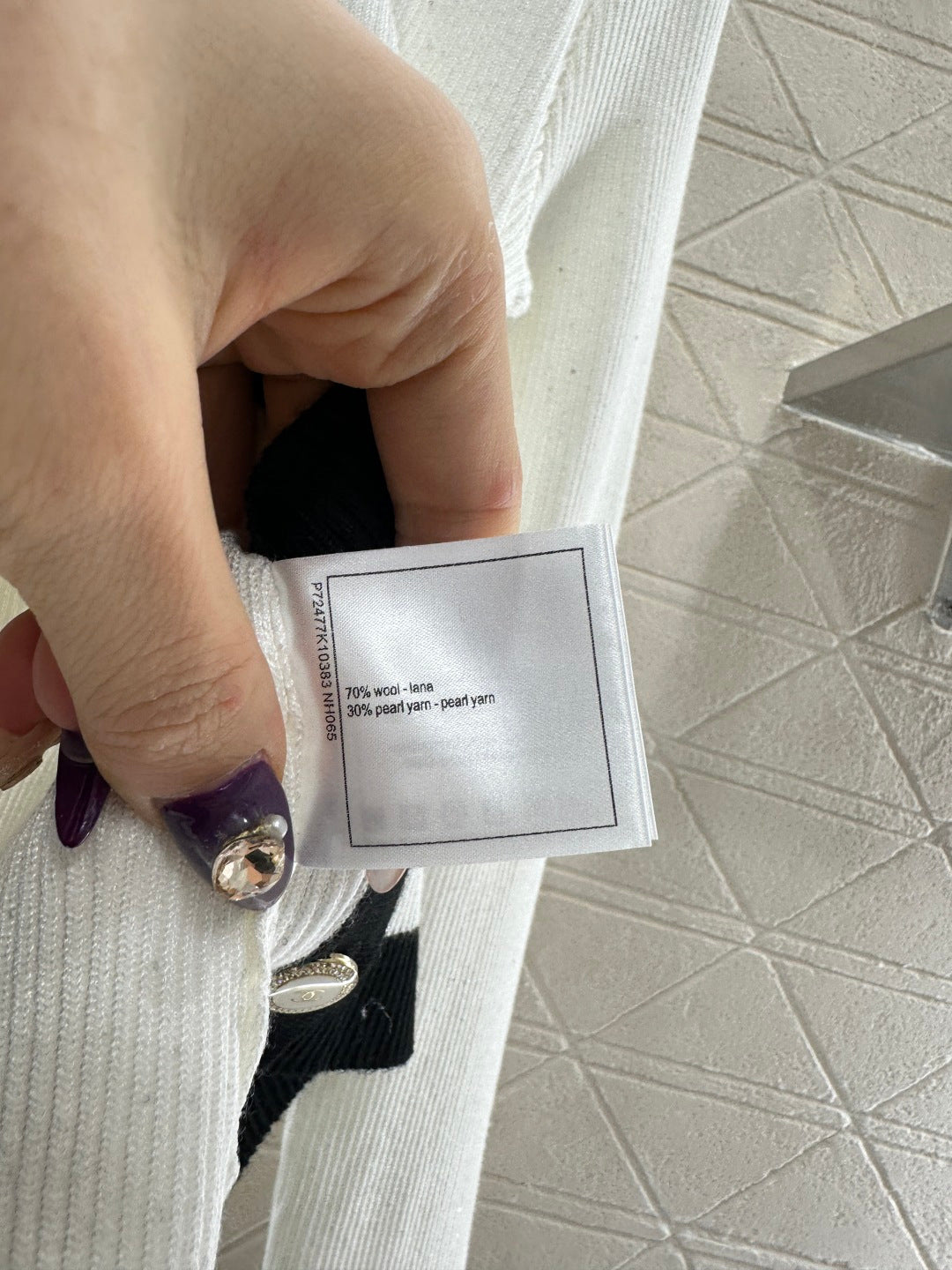 Black and white bow knitted cardigan