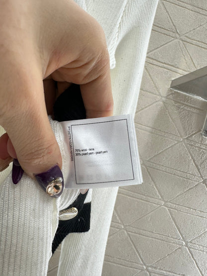 Black and white bow knitted cardigan