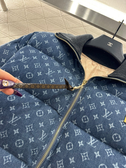 Collar zipper denim down jacket