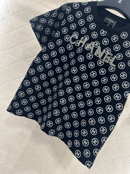 Round neck printed bead binding 𝑇𝑒𝑒