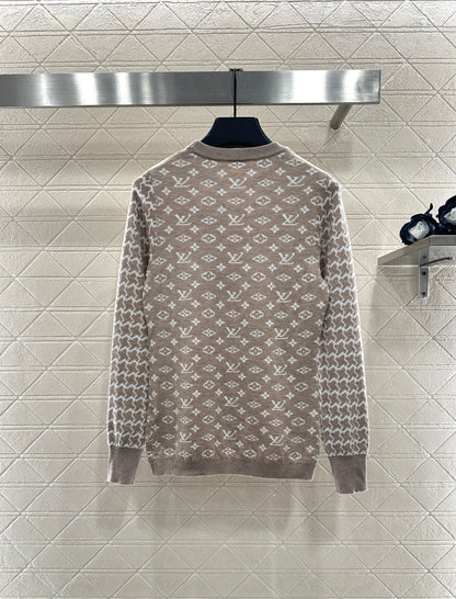 Jacquard round neck long sleeved sweater