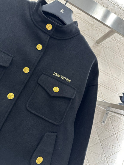 Pocket button jacket