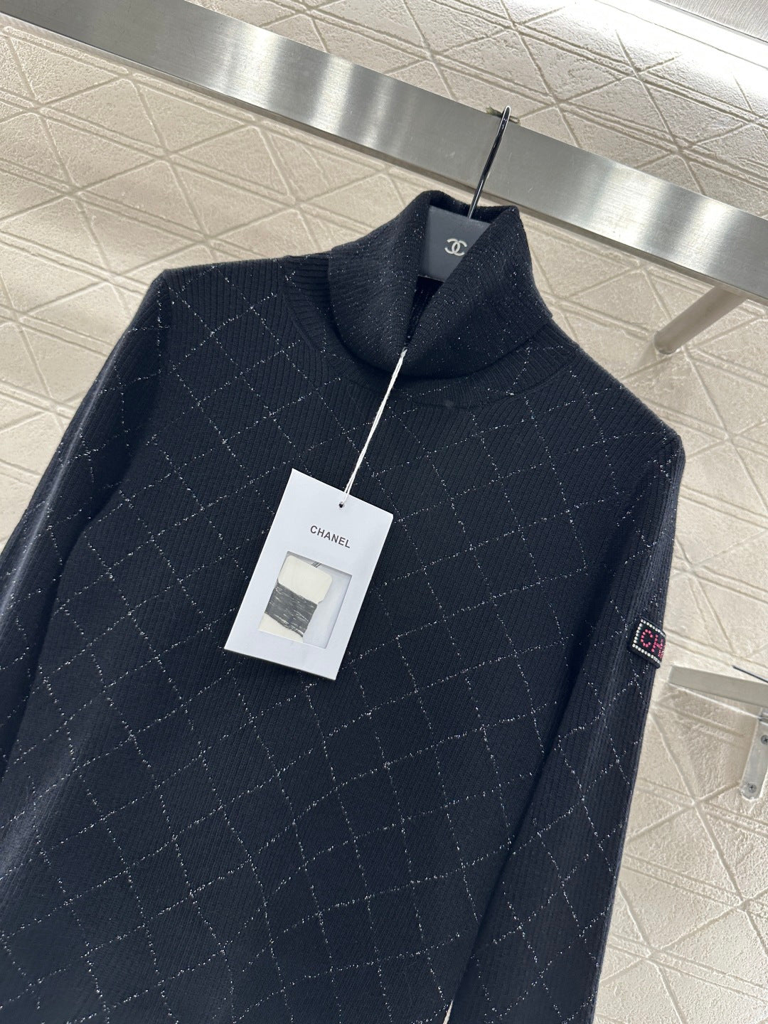 High neck knitted pullover sweater