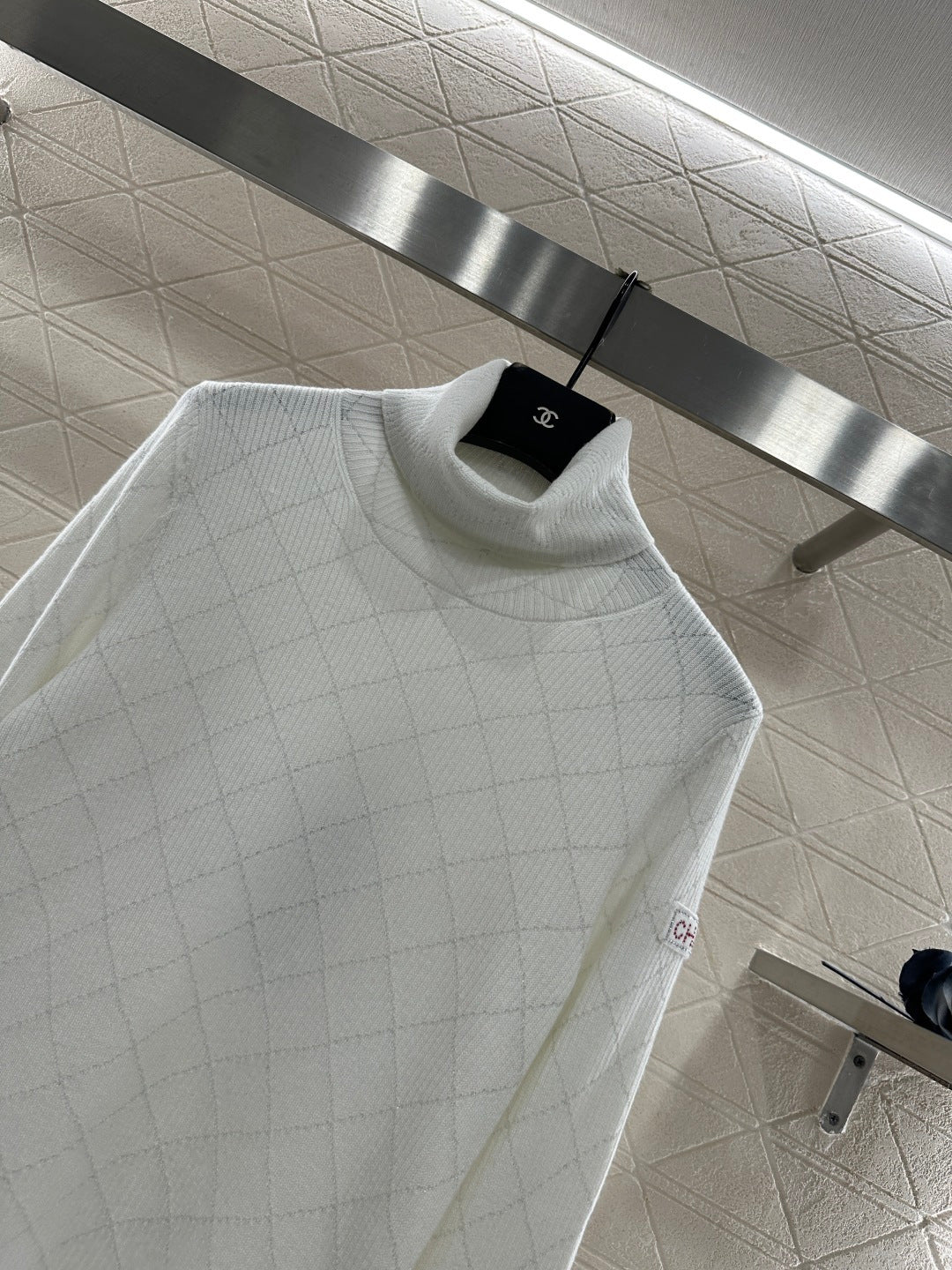 High neck knitted pullover sweater