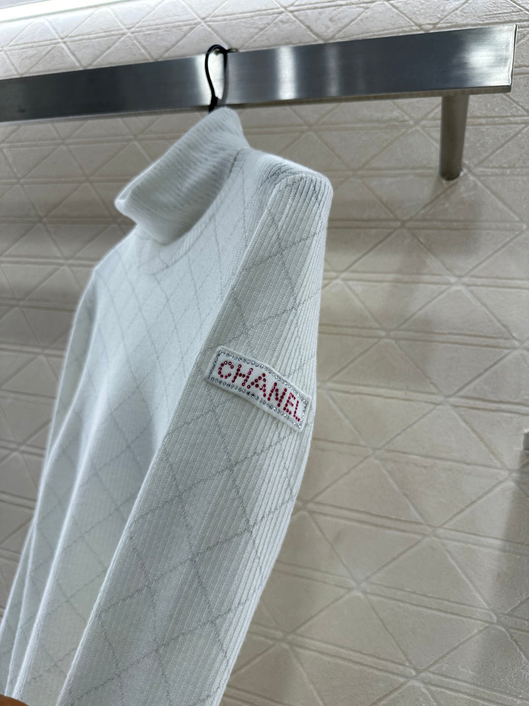 High neck knitted pullover sweater