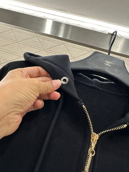 Hooded sequin logo set