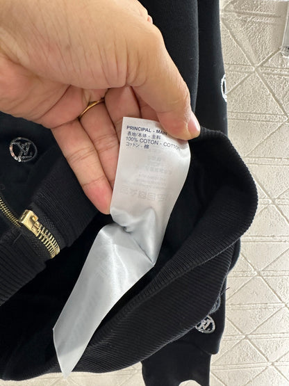 Hooded sequin logo set