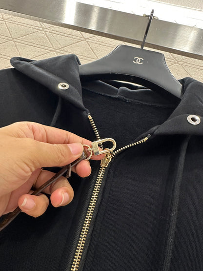 Hooded sequin logo set