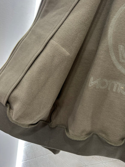 Hooded sequin logo set