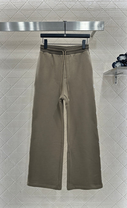 Hooded sequin logo set