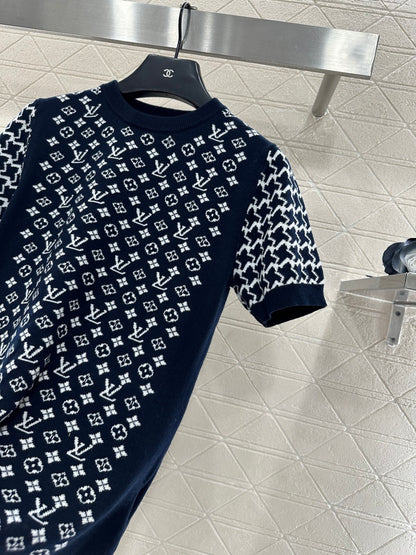 Jacquard round neck short sleeved sweater