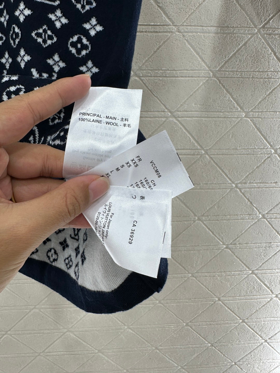 Jacquard round neck short sleeved sweater