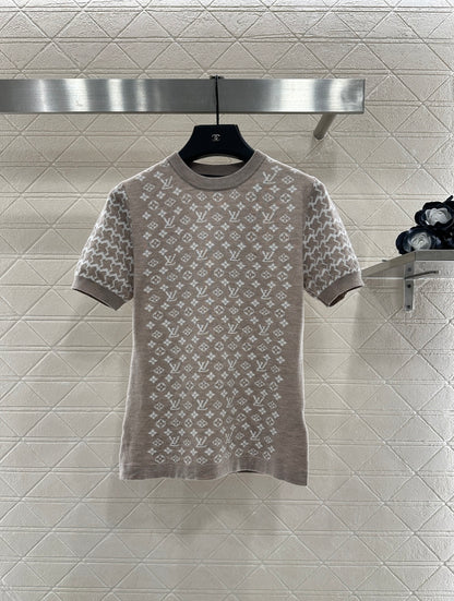 Jacquard round neck short sleeved sweater