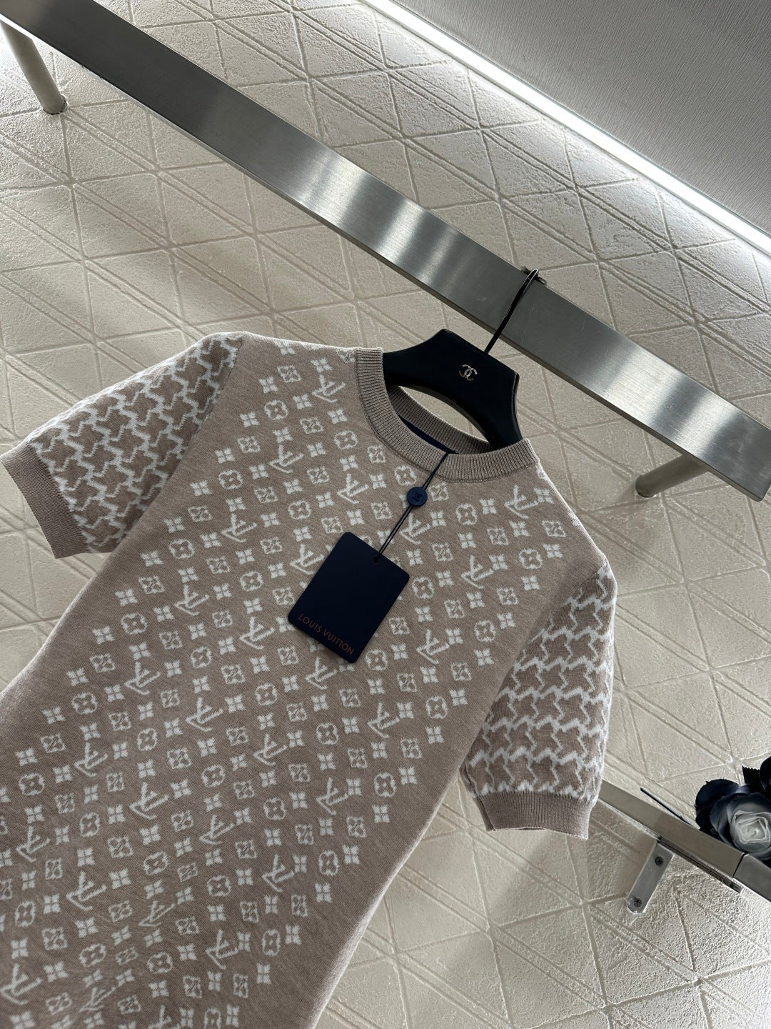 Jacquard round neck short sleeved sweater