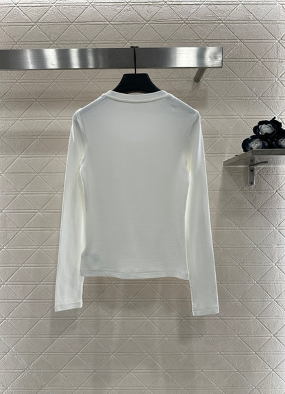 Suede round neck nail bead long sleeved shirt