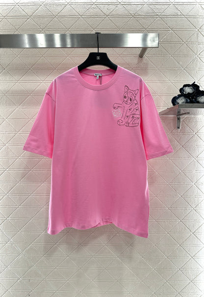 Round neck embroidered cat 𝑇𝑒𝑒