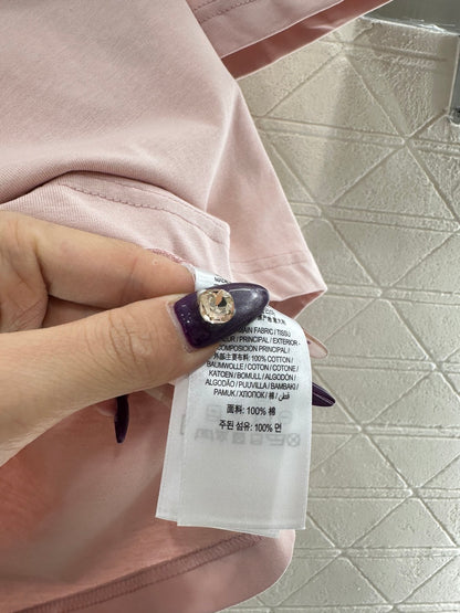 Embroidered warhorse 𝑇𝑒𝑒