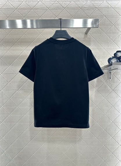 Embroidered warhorse 𝑇𝑒𝑒