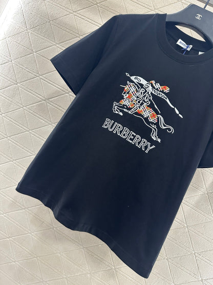 Embroidered warhorse 𝑇𝑒𝑒