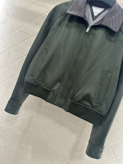 Collar jacket with patchwork leather