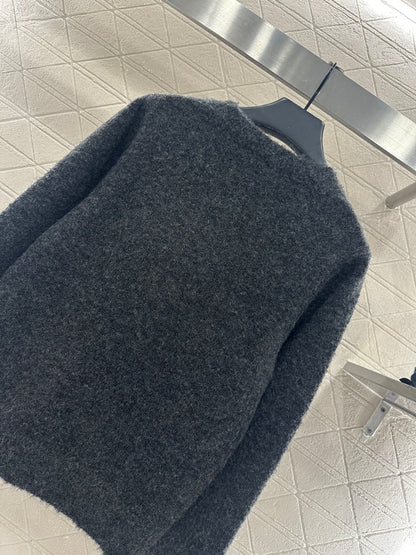 Order pearl crochet sweater